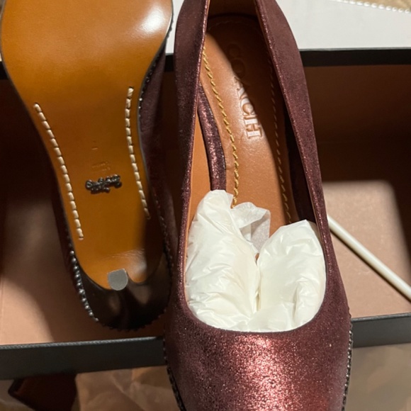 Men’s and women’s shoes main image 12